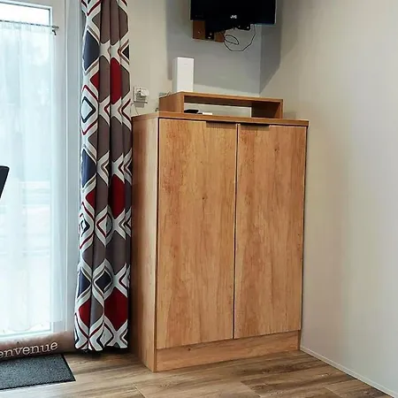 Mobil-Home Spacieux Et Confortable Avec Terrasse Bien Exposee Marcilly-sur-Eure Exterior foto