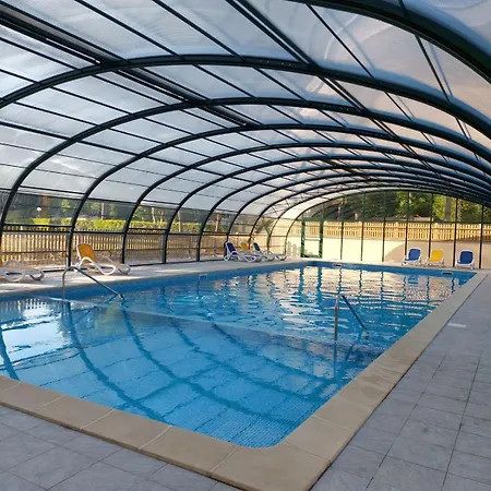 Mobil-Home Spacieux Et Confortable Avec Terrasse Bien Exposee Marcilly-sur-Eure Exterior foto